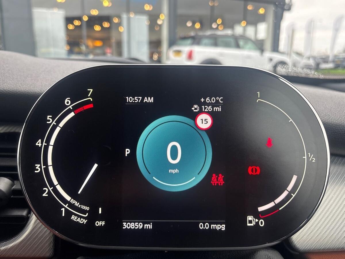 Used MINI Hatch 2023 for sale - 76937361: Photo 9