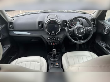 Used MINI Countryman 2019 for sale - 75061829: Photo