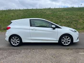 Used Ford Fiesta Van 2019 for sale - 67924354: Photo