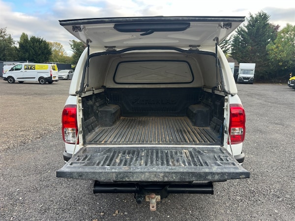 Used Toyota Hilux 2021 for sale - 76255148: Photo 12