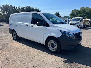 Used Mercedes-Benz Vito 2023 for sale - 79102118: Photo