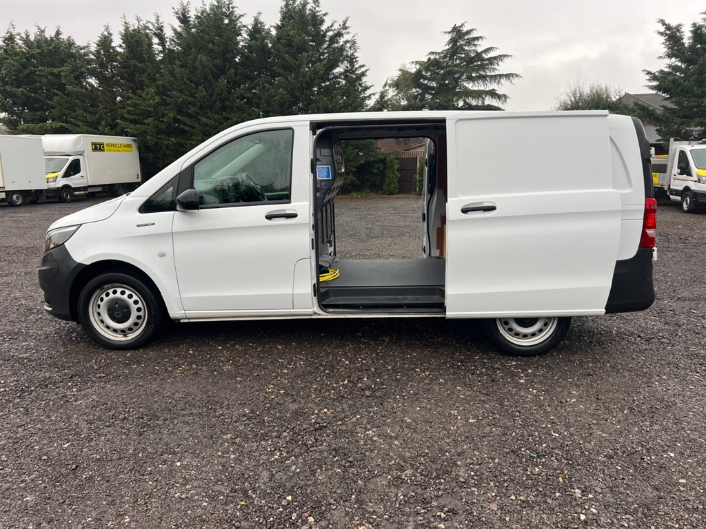 Used Mercedes-Benz Vito 2022 for sale - 77804106: Photo 3