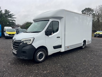 Renault Master feature image