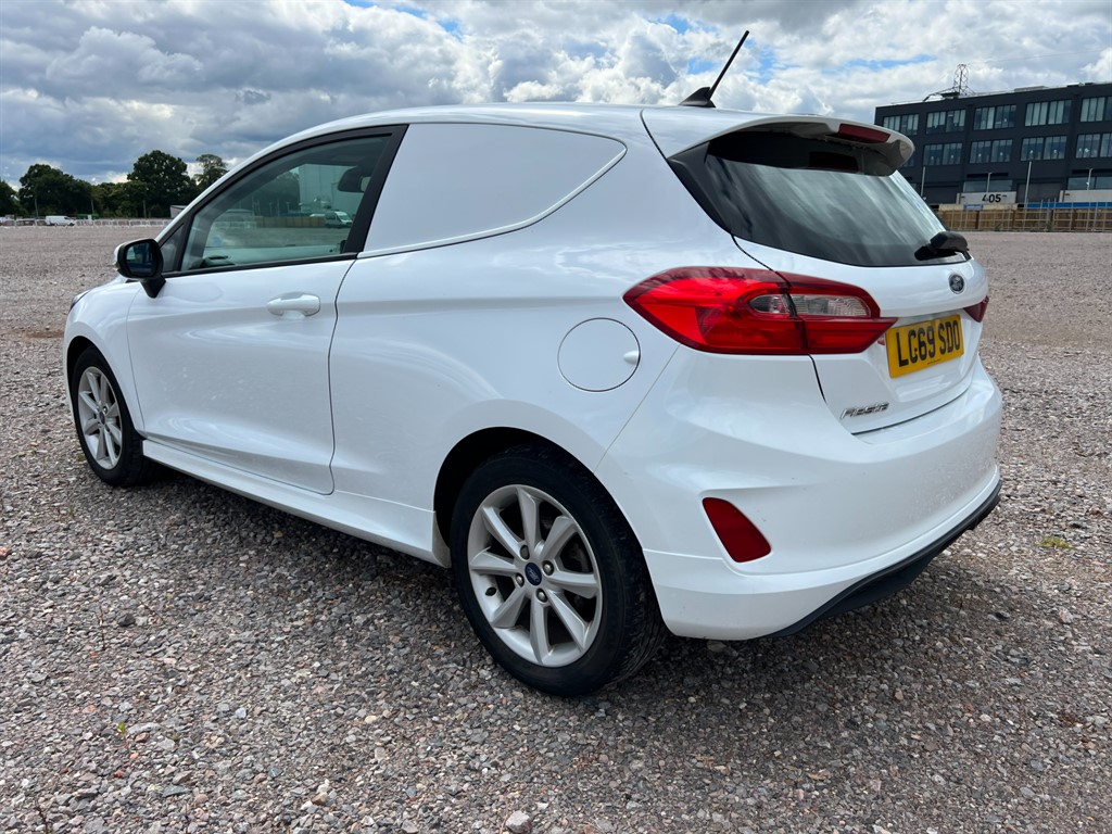 Used Ford Fiesta 2019 for sale - 75571014: Photo 3