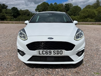Used Ford Fiesta 2019 for sale - 75571014: Photo