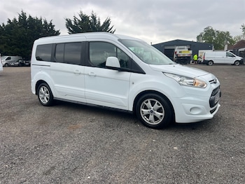 Used Ford Grand Tourneo Connect 2017 for sale - 78412068: Photo