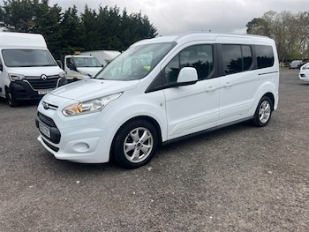 Used Ford Grand Tourneo Connect 2017 for sale - 78412068: Photo