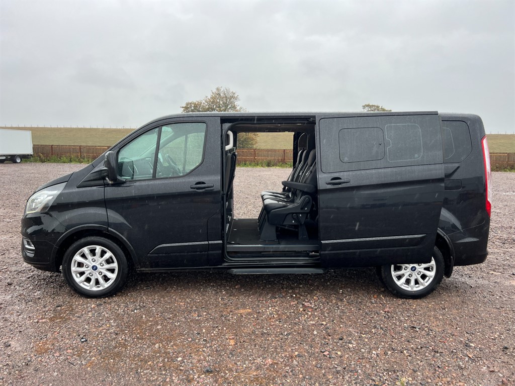 Used Ford Tourneo Custom 2021 for sale - 75570447: Photo 2