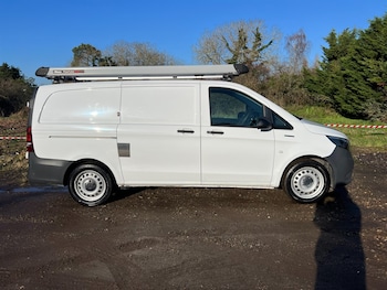 Mercedes-Benz - Vito