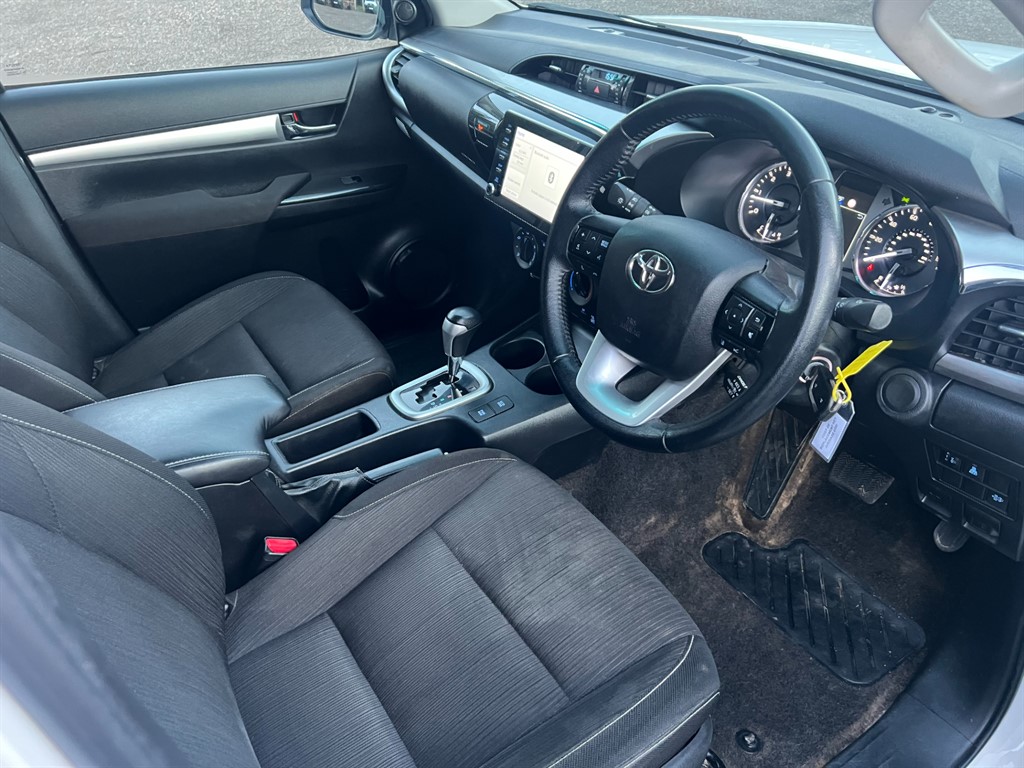 Used Toyota Hilux 2021 for sale - 76648237: Photo 16