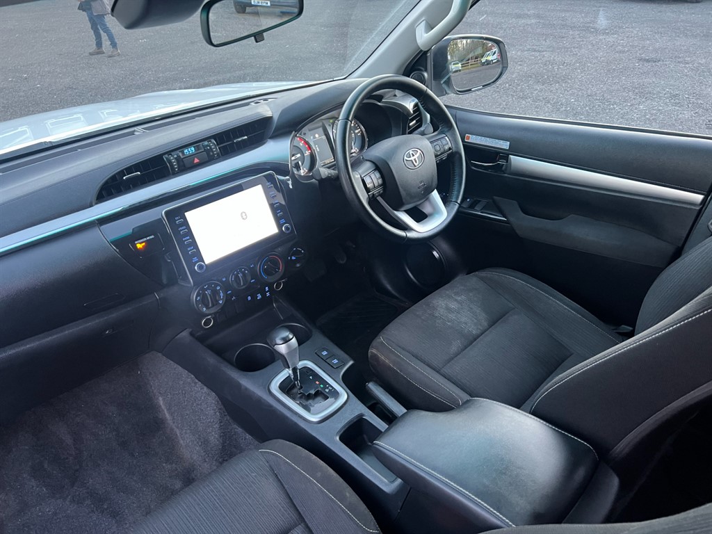 Used Toyota Hilux 2021 for sale - 76648237: Photo 7