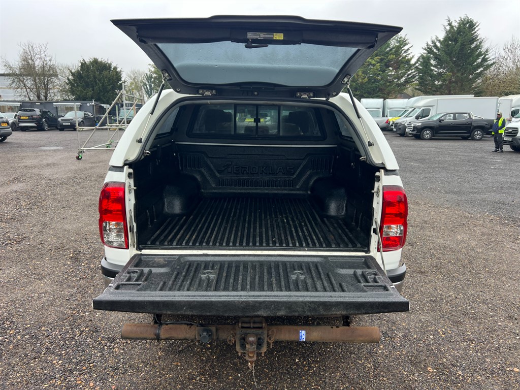 Used Toyota Hilux 2021 for sale - 77607233: Photo 6