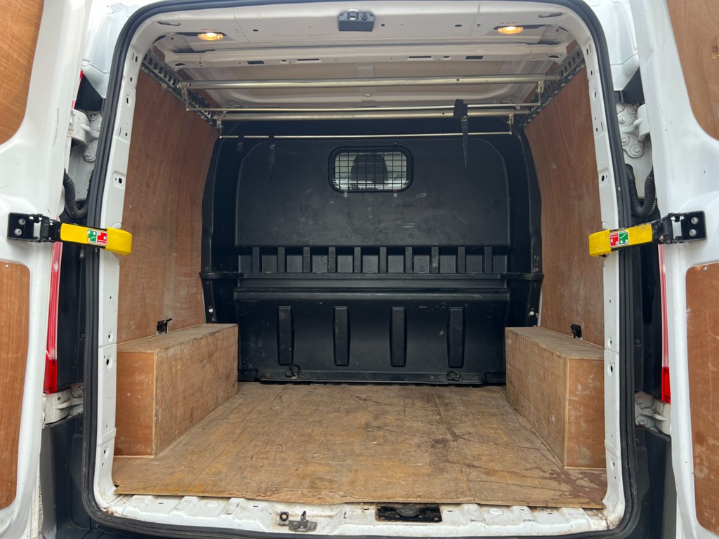 Used Ford Transit Custom 2017 for sale - 77988852: Photo 6