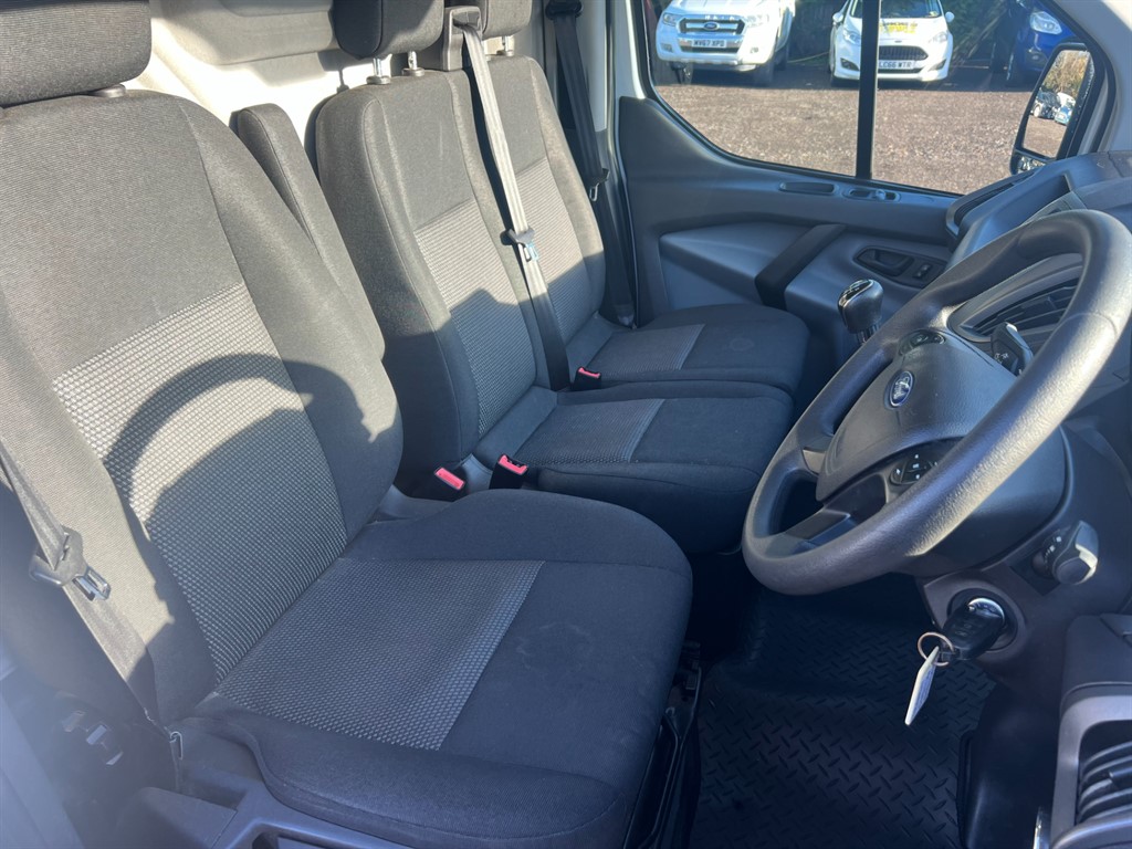 Used Ford Transit Custom 2017 for sale - 76818071: Photo 15