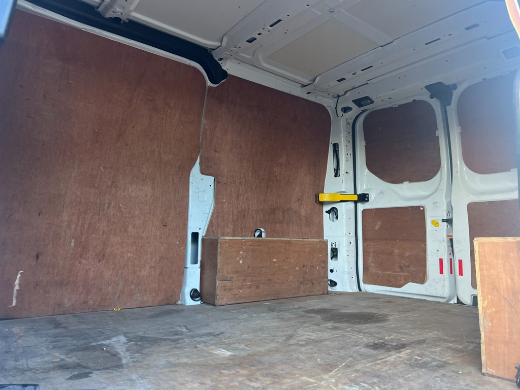 Used Ford Transit Custom 2017 for sale - 76818071: Photo 9