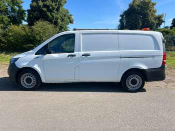 Used Mercedes-Benz Vito 2020 for sale - 71601680: Photo