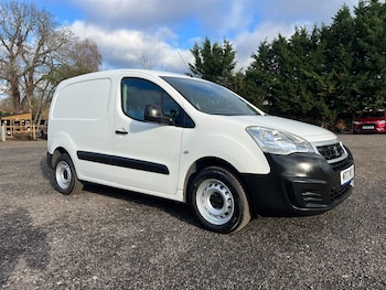 Used Peugeot Partner 2017 for sale - 76709763: Photo