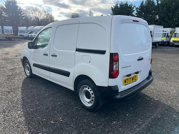 Used Peugeot Partner 2017 for sale - 76709763: Photo