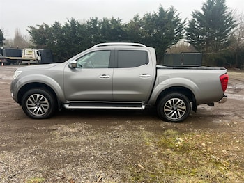 Used Nissan Navara 2019 for sale - 75571582: Photo