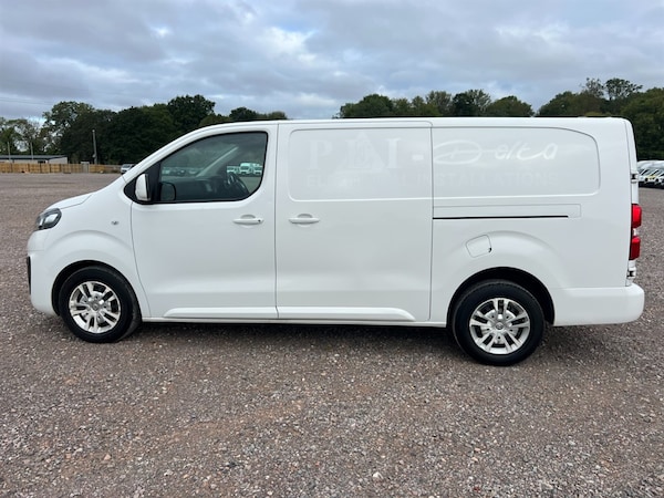 Used Vauxhall Vivaro 2019 for sale - 75571813: Photo 2