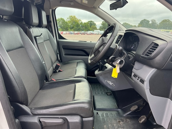 Used Vauxhall Vivaro 2019 for sale - 75571813: Photo 8
