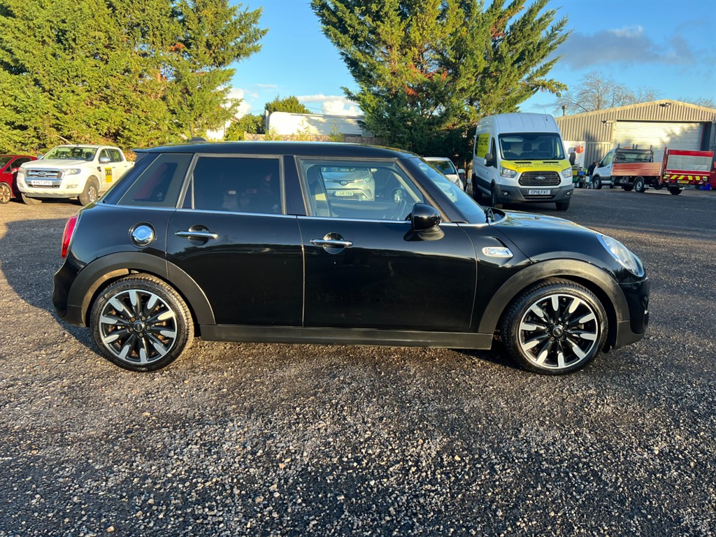 Used MINI Hatch 2015 for sale - 76818076: Photo 13
