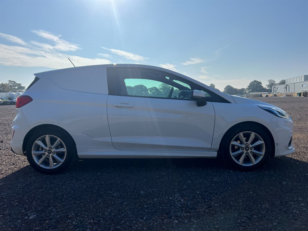 Used Ford Fiesta 2019 for sale - 75570415: Photo 17