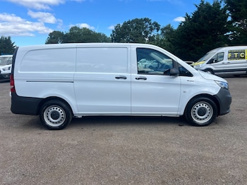 Used Mercedes-Benz Vito 2023 for sale - 79102088: Photo