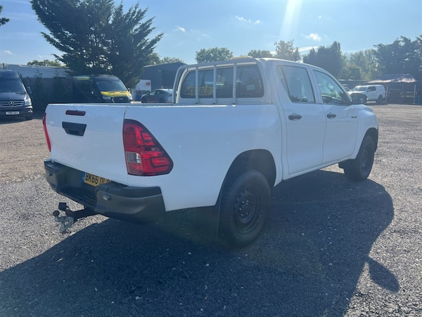 Used Toyota Hilux 2016 for sale - 76008437: Photo 11