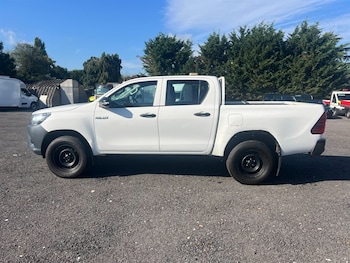 Used Toyota Hilux 2016 for sale - 76008437: Photo 3