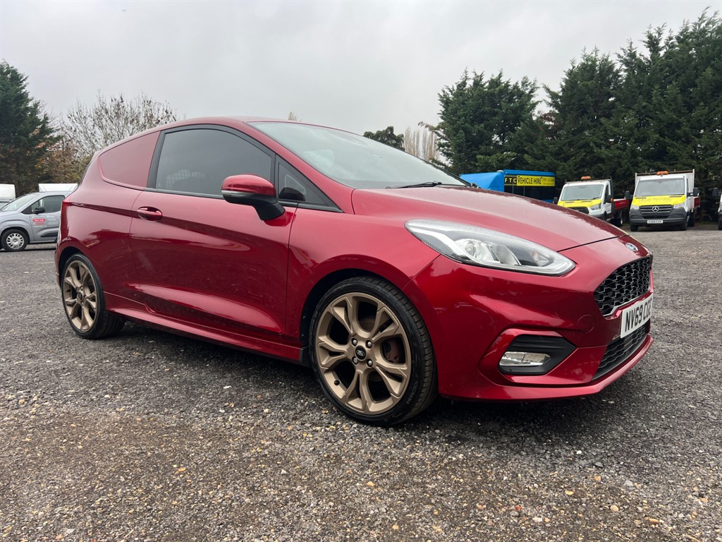 Used Ford Fiesta 2019 for sale - 76507803: Photo 1