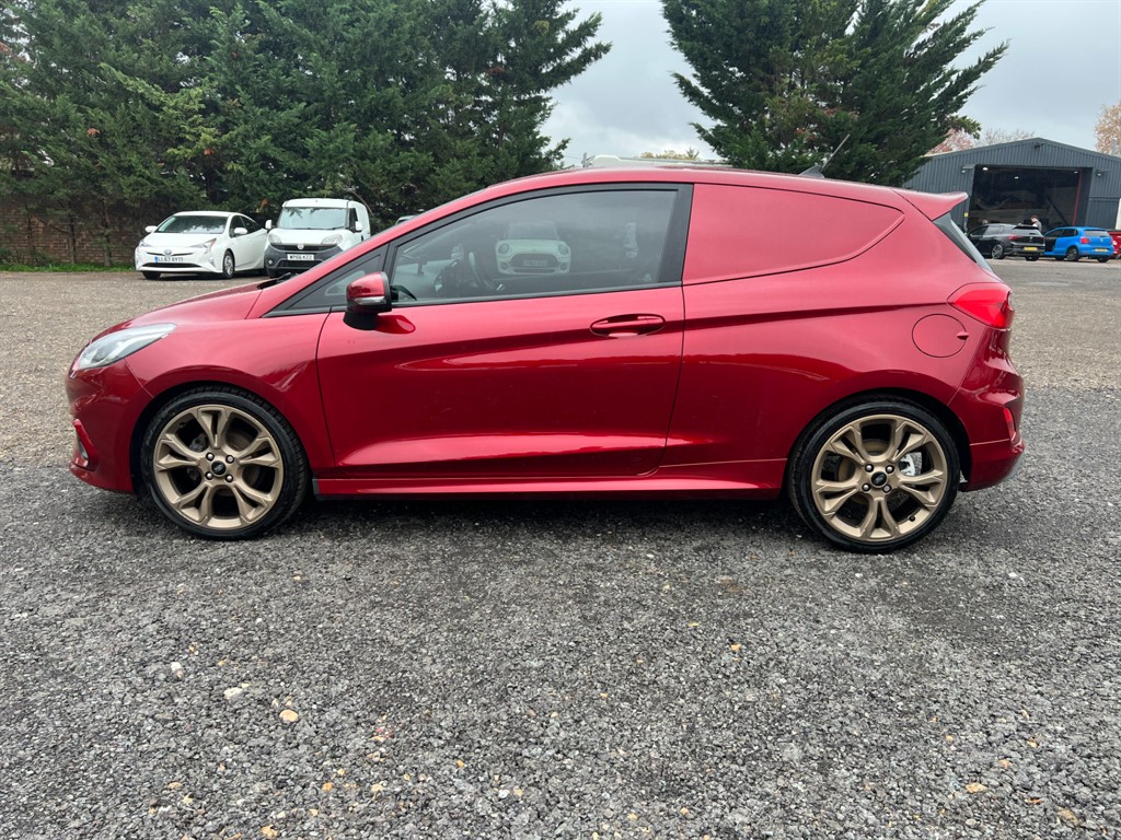 Used Ford Fiesta 2019 for sale - 76507803: Photo 4