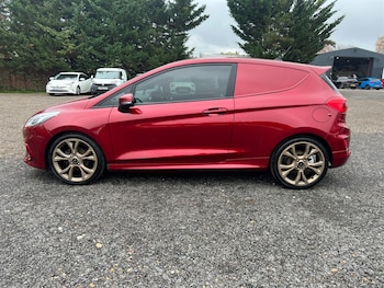 Used Ford Fiesta 2019 for sale - 76507803: Photo