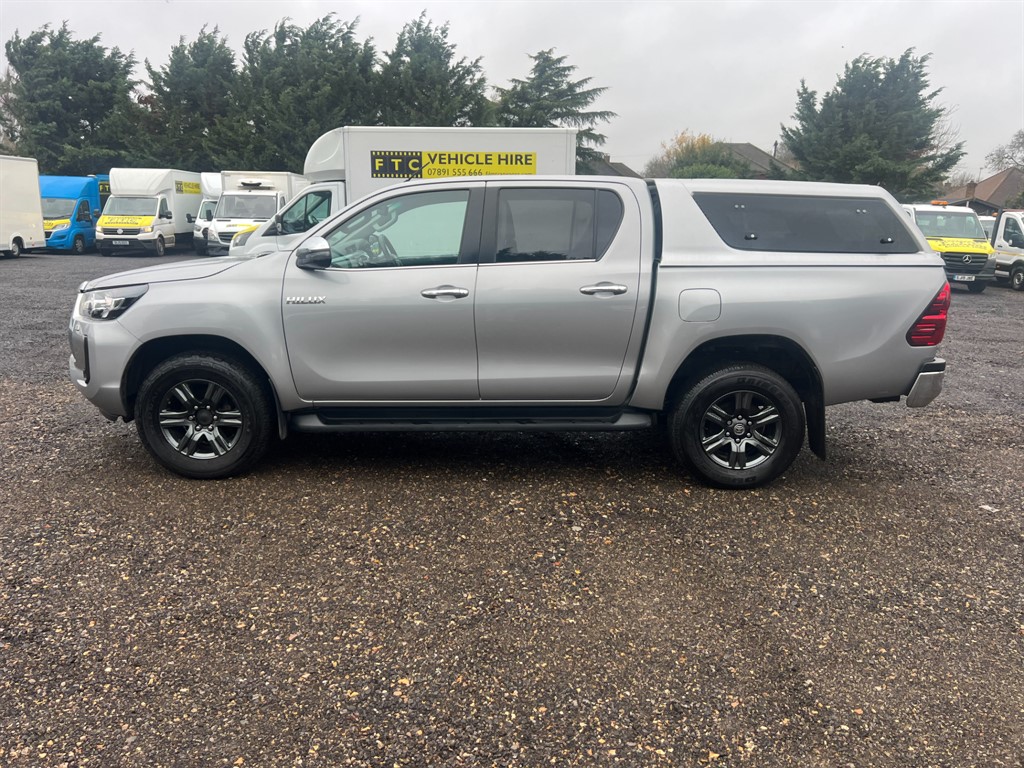 Used Toyota Hilux 2021 for sale - 76766565: Photo 4