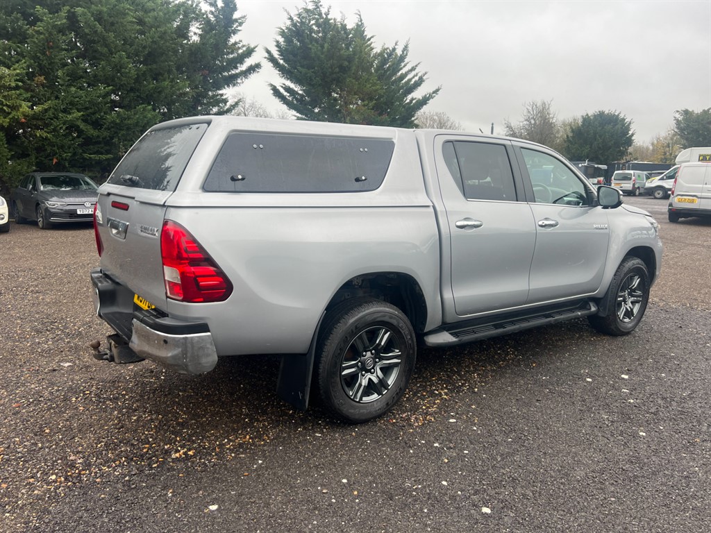 Used Toyota Hilux 2021 for sale - 76766565: Photo 5