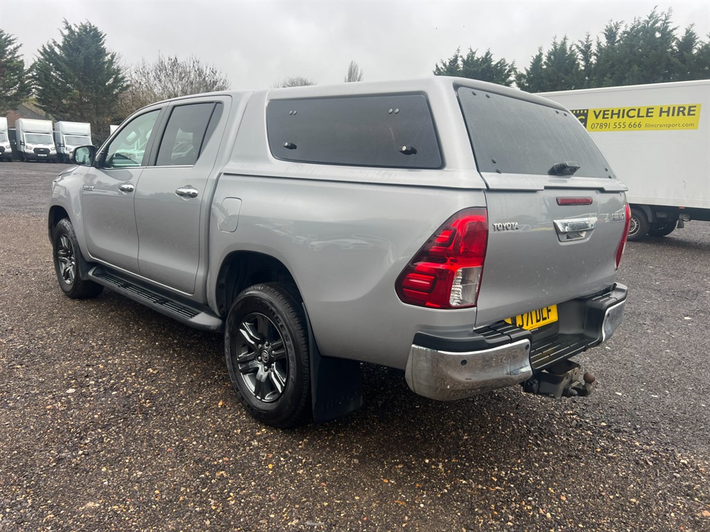 Used Toyota Hilux 2021 for sale - 76766565: Photo 6