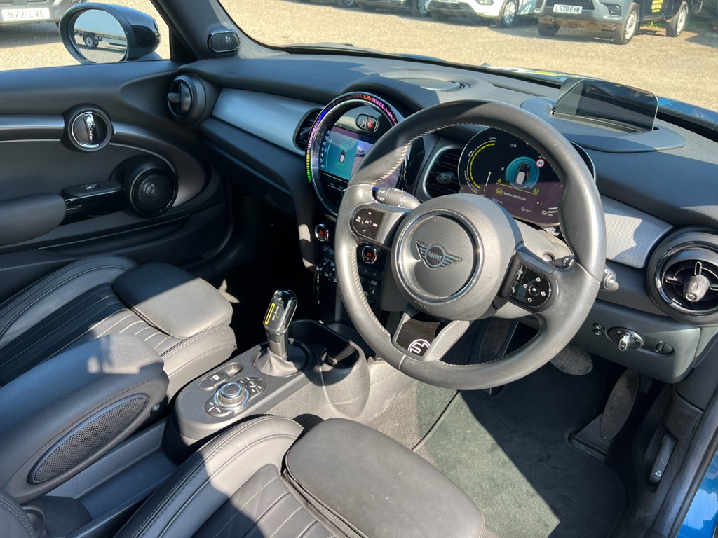 Used MINI Hatch 2022 for sale - 77965529: Photo 11