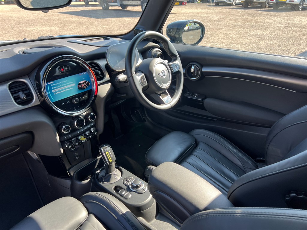 Used MINI Hatch 2022 for sale - 77965529: Photo 8