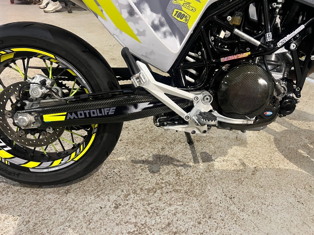 Husqvarna 701 Supermoto