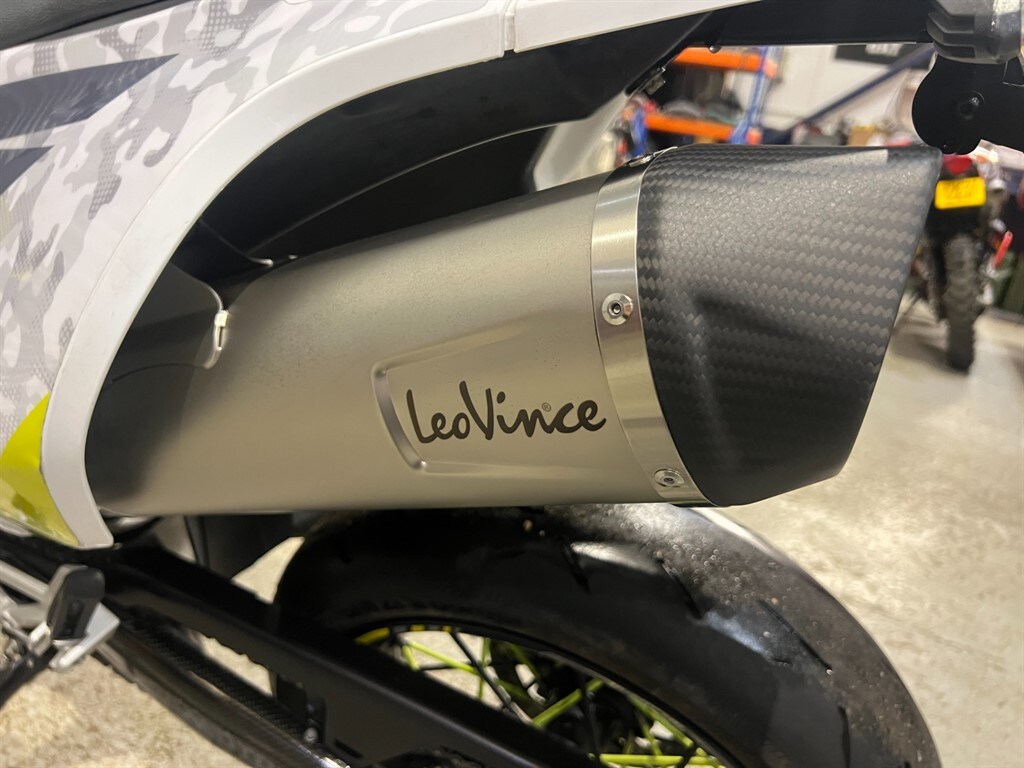 Husqvarna 701 Supermoto