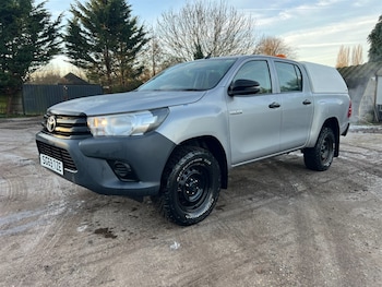Used Toyota Hilux 2019 for sale - 75570064: Photo