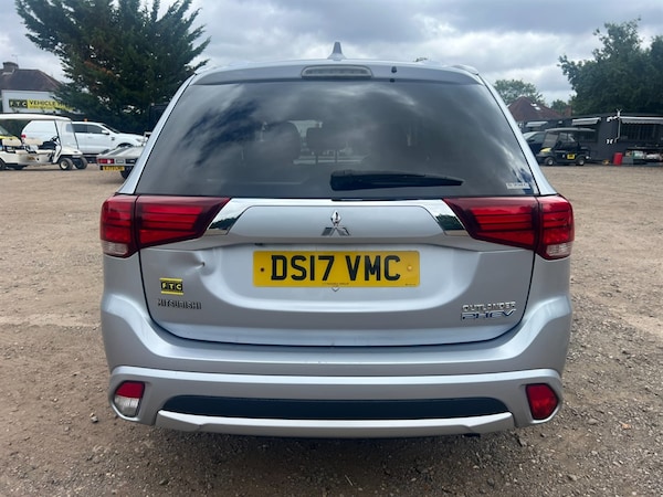 Used Mitsubishi Outlander 2017 for sale - 75569926: Photo 13