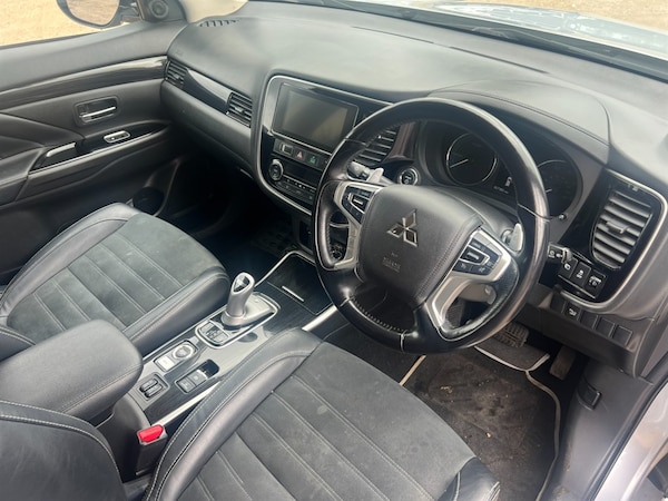Used Mitsubishi Outlander 2017 for sale - 75569926: Photo 16