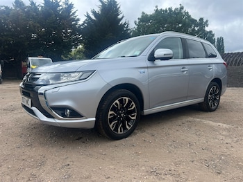 Used Mitsubishi Outlander 2017 for sale - 75569926: Photo