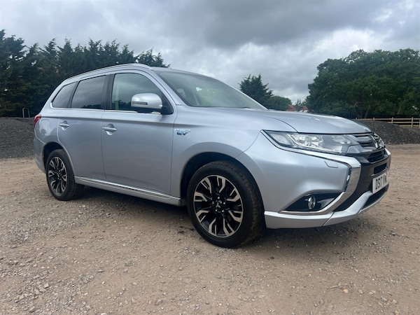 Used Mitsubishi Outlander 2017 for sale - 75569926: Photo 6