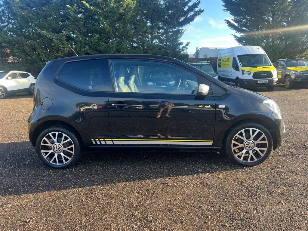 Used Volkswagen up! 2016 for sale - 77225432: Photo 3