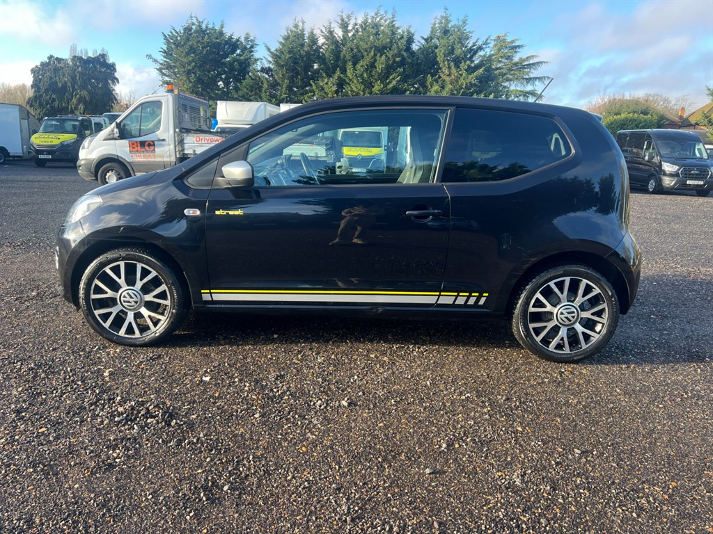 Used Volkswagen up! 2016 for sale - 77225432: Photo 6