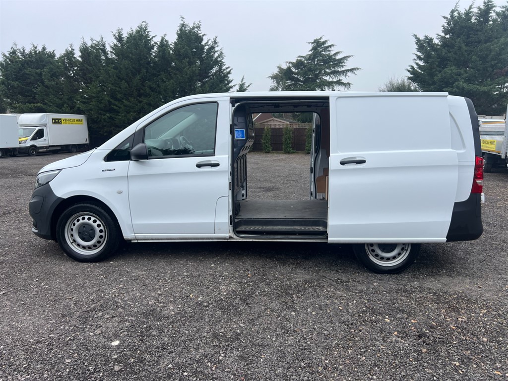 Used Mercedes-Benz Vito 2023 for sale - 77804135: Photo 3