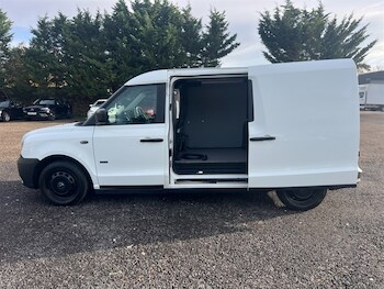 Used LEVC VN5 2021 for sale - 76568200: Photo