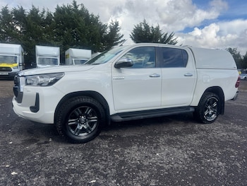 Toyota - Hilux